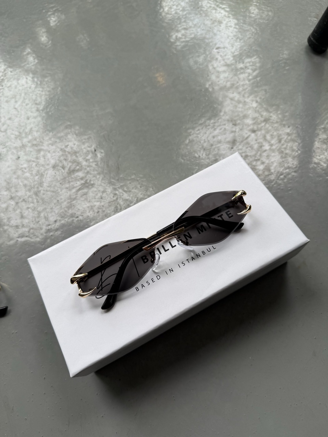 Venomé Unisex Güneş Gözlüğü — görsel 3